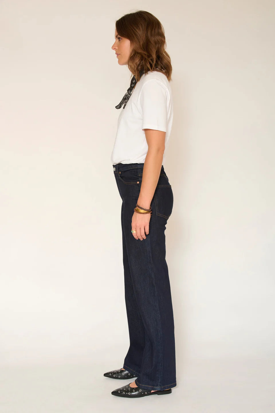JEAN LARGE - THE JAGGER WILSON BLUE SYDNEY WASH
