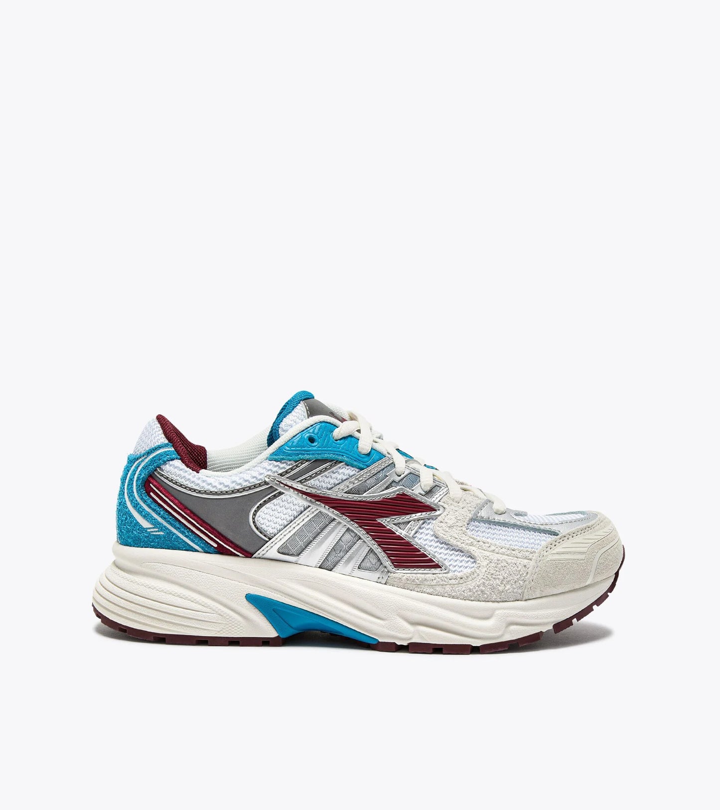 DIADORA MYTHOS STAR