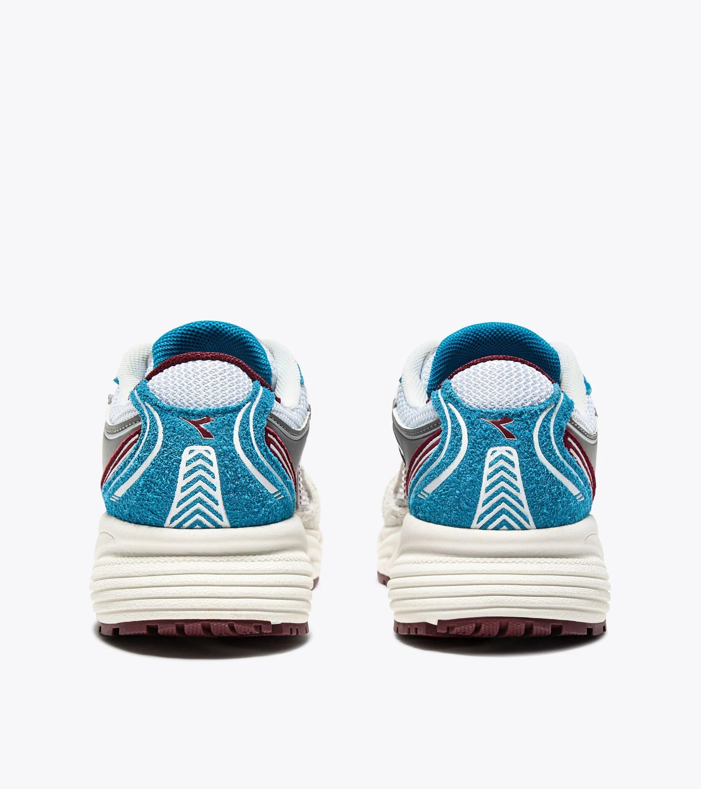 DIADORA MYTHOS STAR