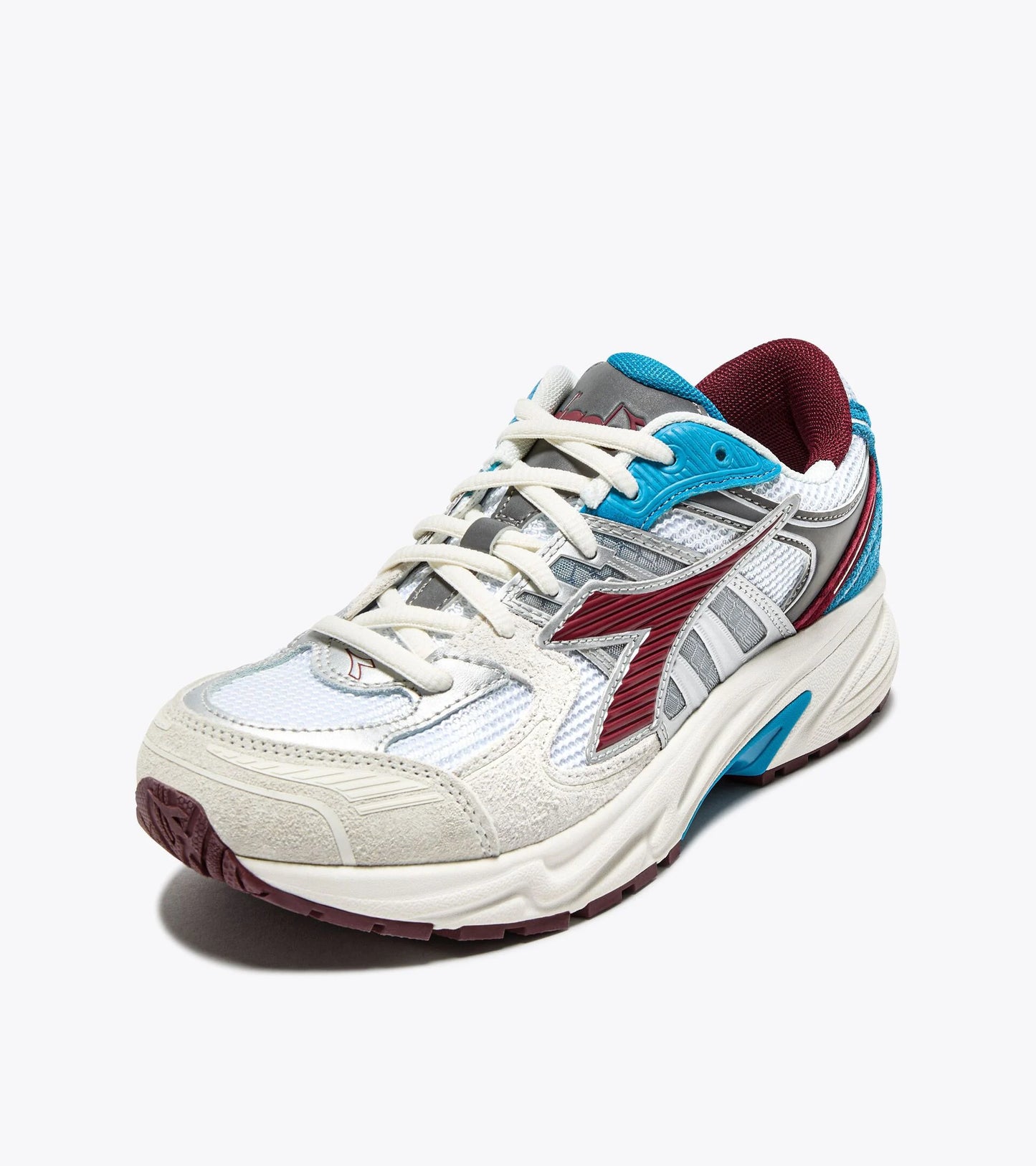 DIADORA MYTHOS STAR