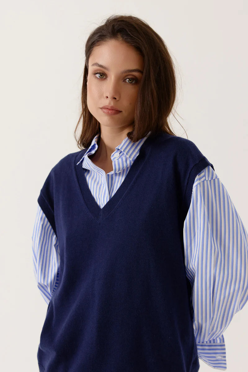 PULL ALEZIA Navy