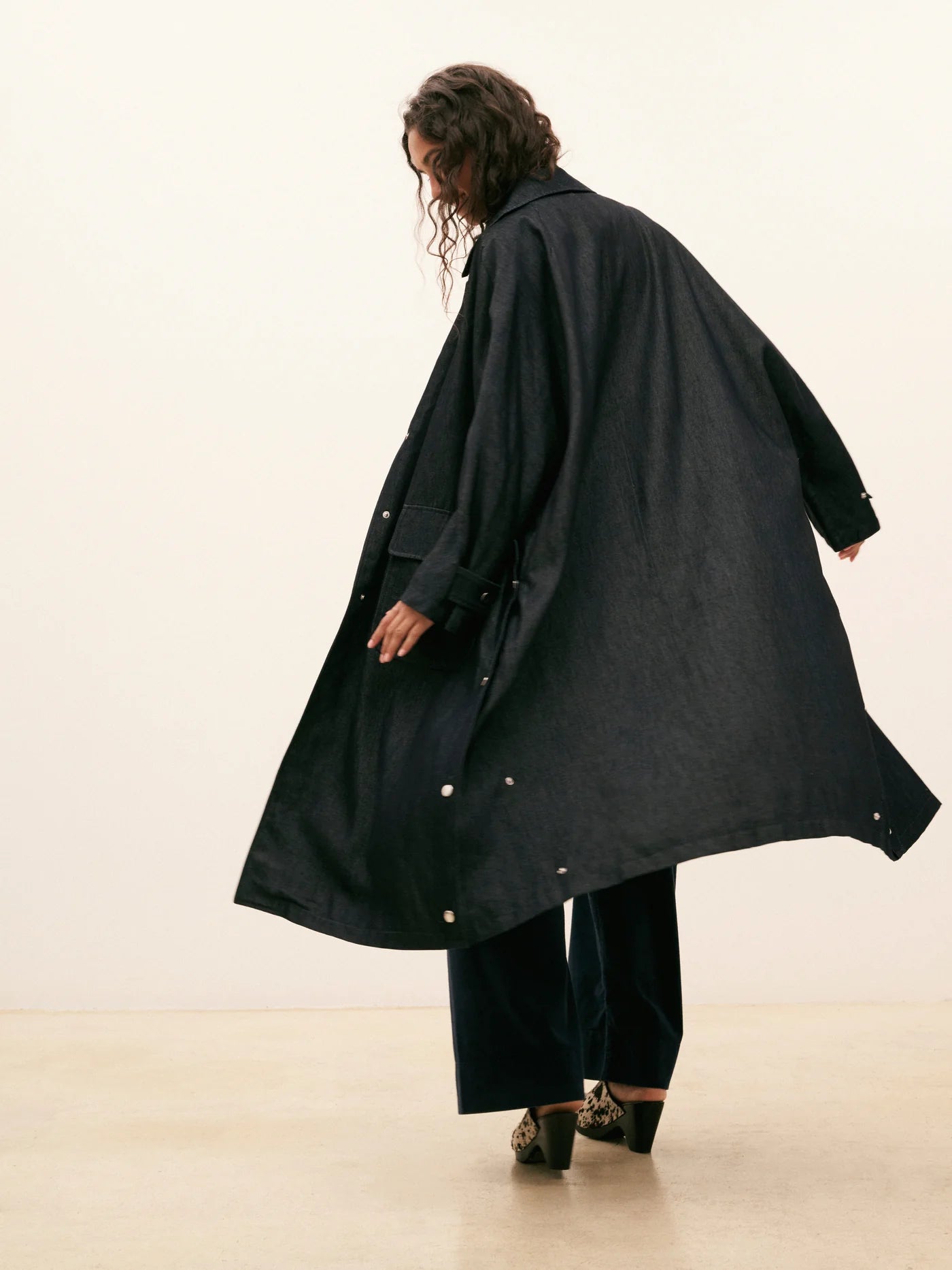 TRENCH FLY