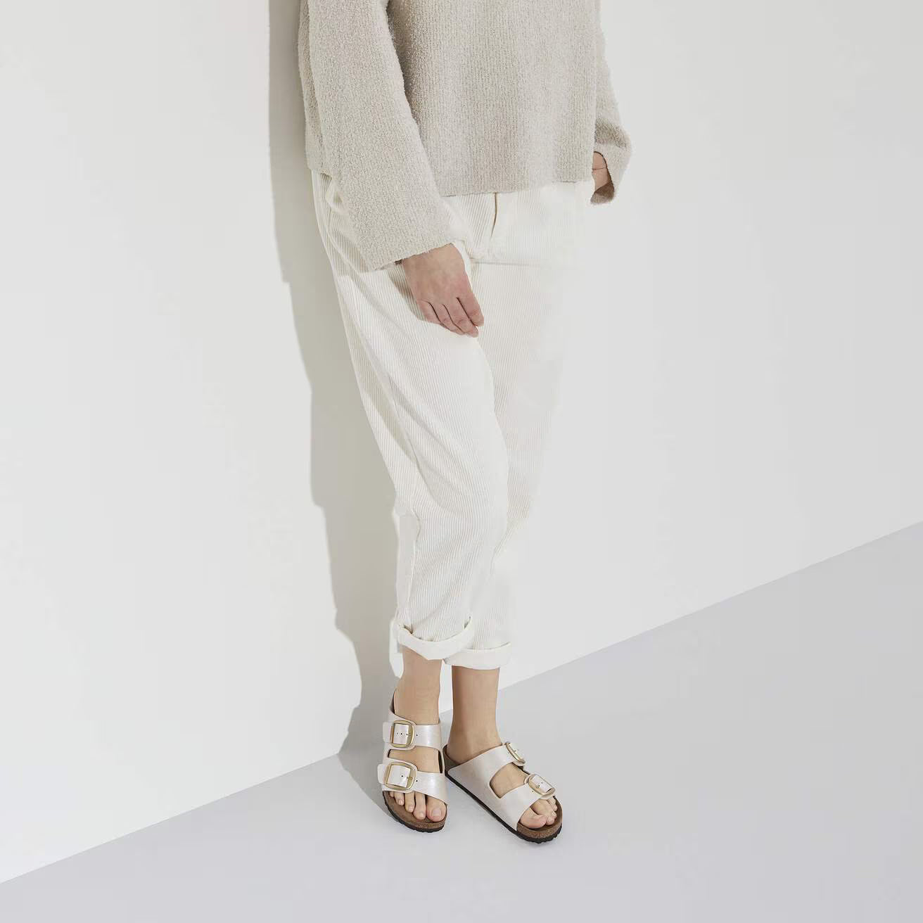 Sandale Arizona Big Buckle Graceful Pearl White