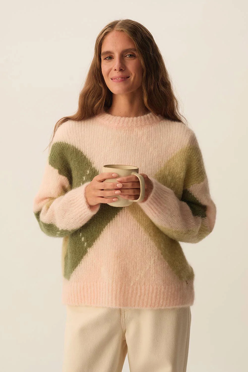 PULL BRETZEL ARGYLE POUDRE