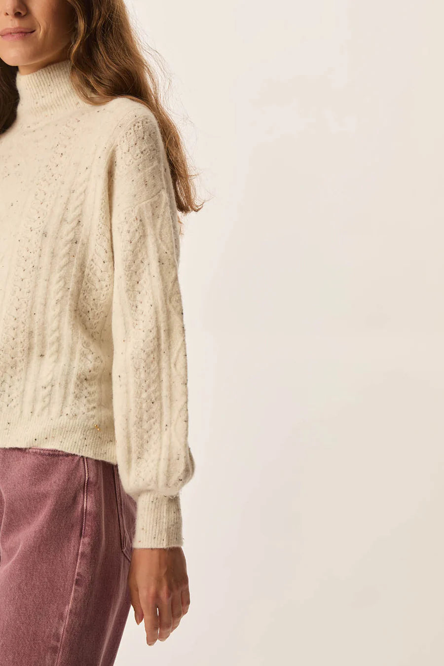 PULL DINO CREME TWEED