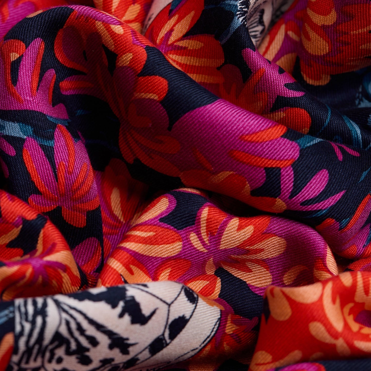 Carré 130 - Bestiaire - Fuchsia