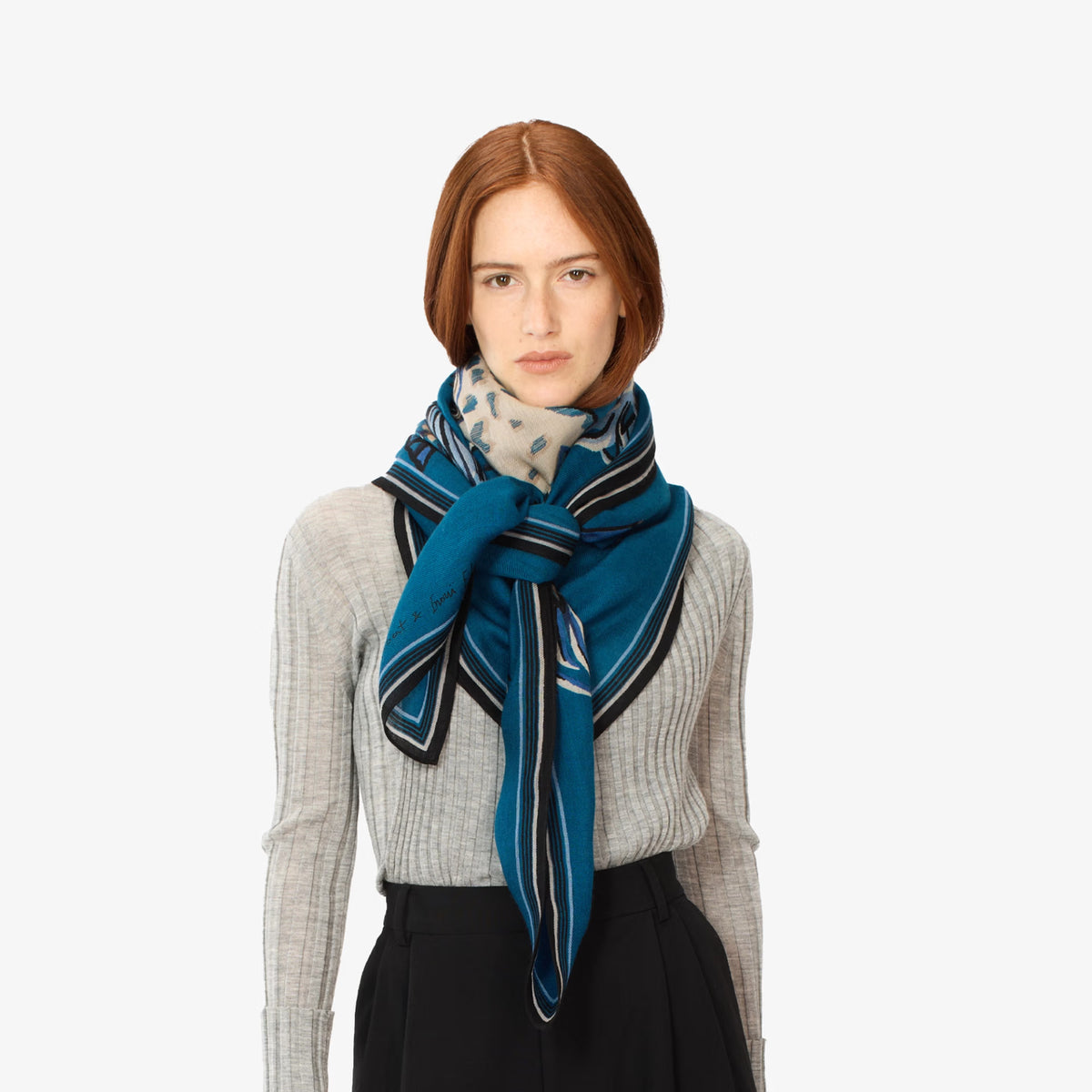 Carré 130 - Western - Bleu