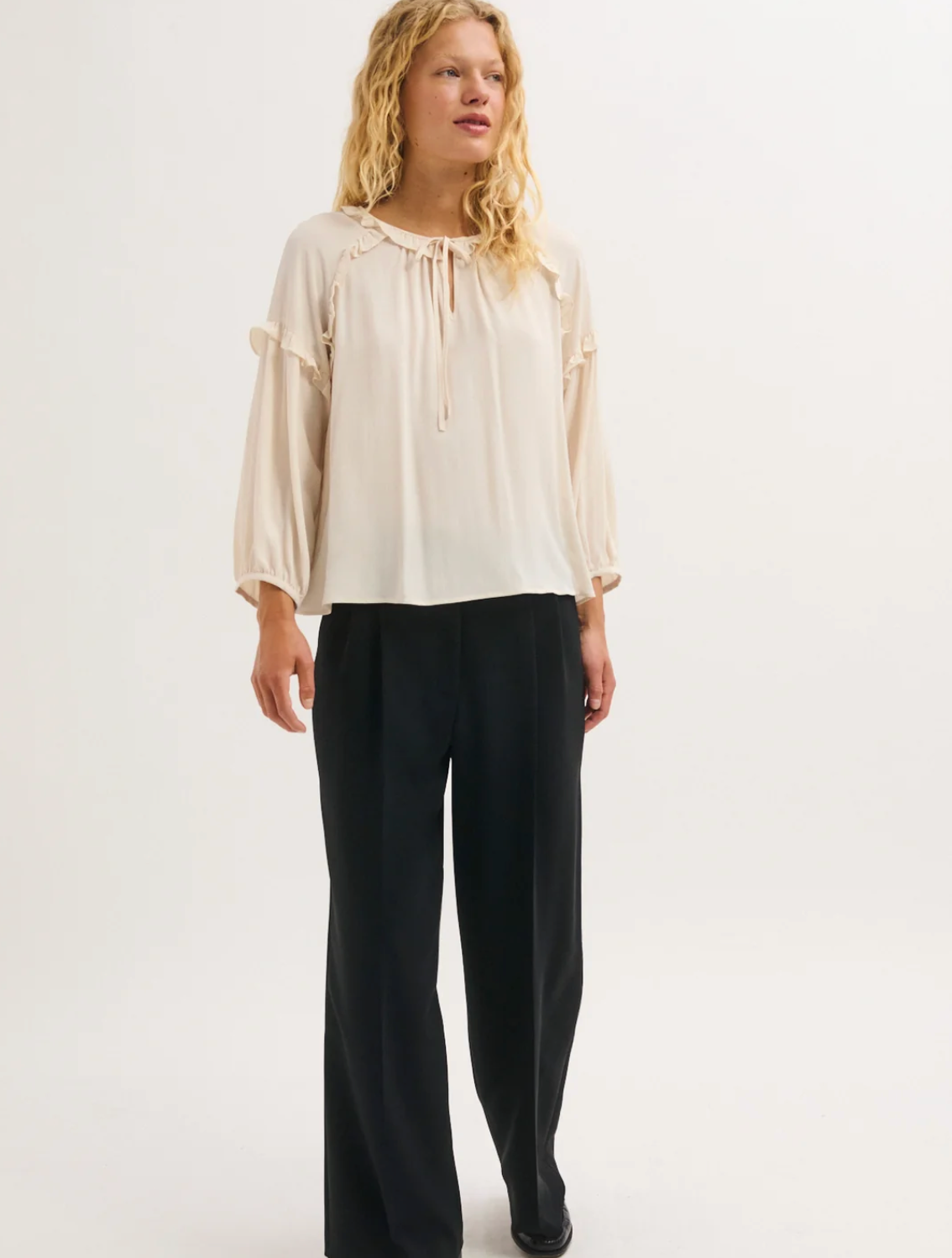 Blouse à volants et lacet - LARISSA