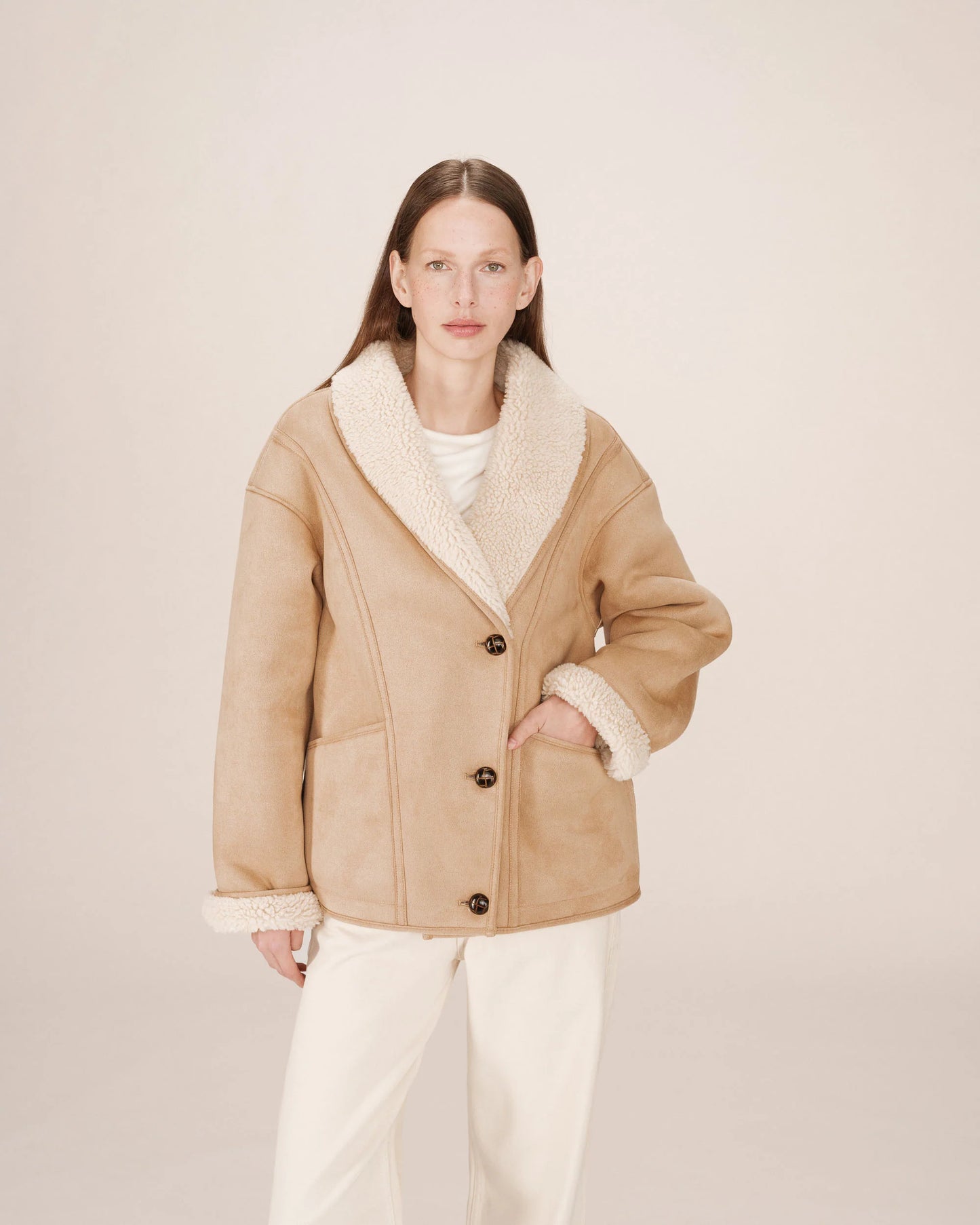 MANTEAU EN SUÉDINE BEIGE ROSE SWAN