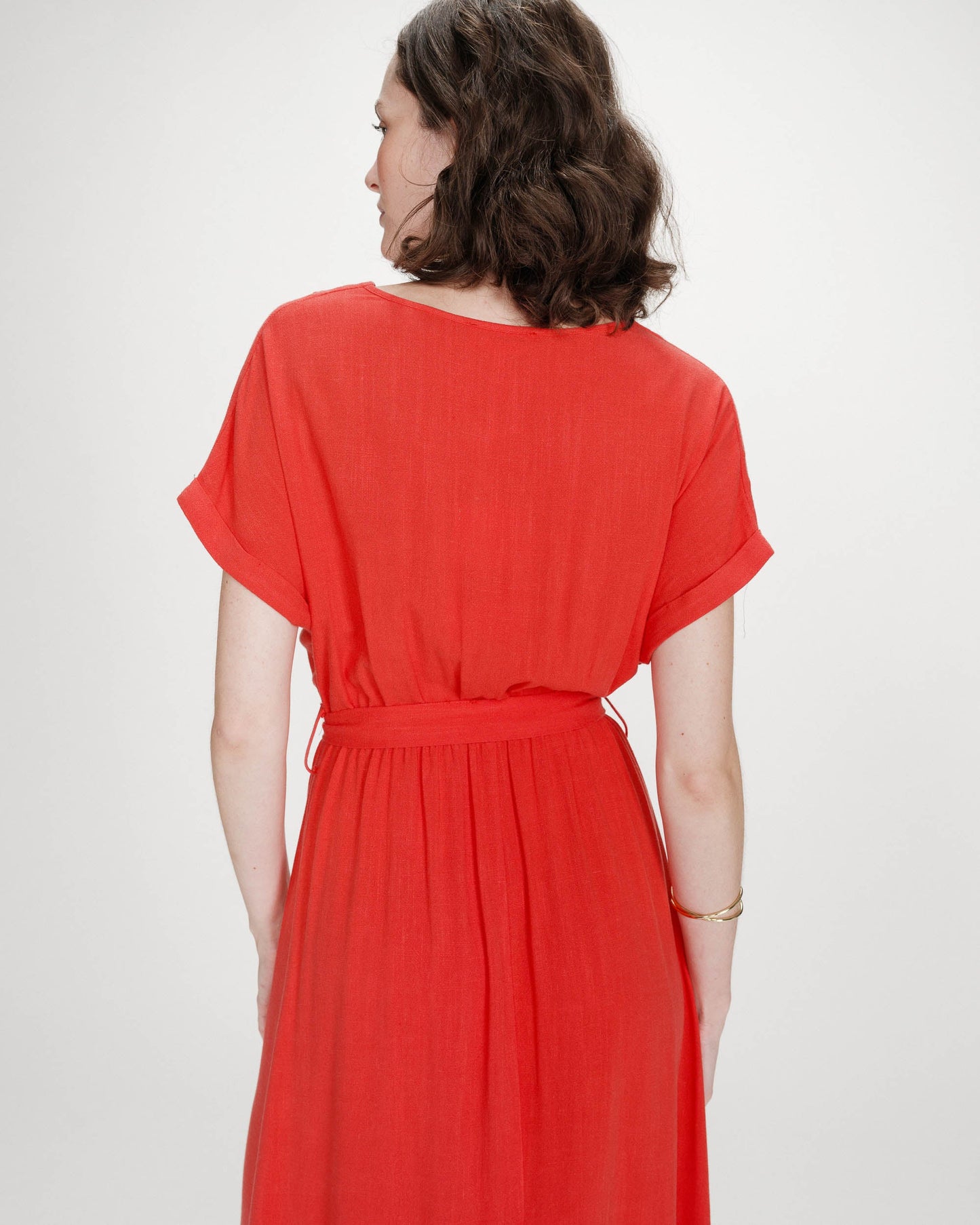 ROBE LONGUE PORTEFEUILLE CEINTURÉE SANGUINE POLLEN