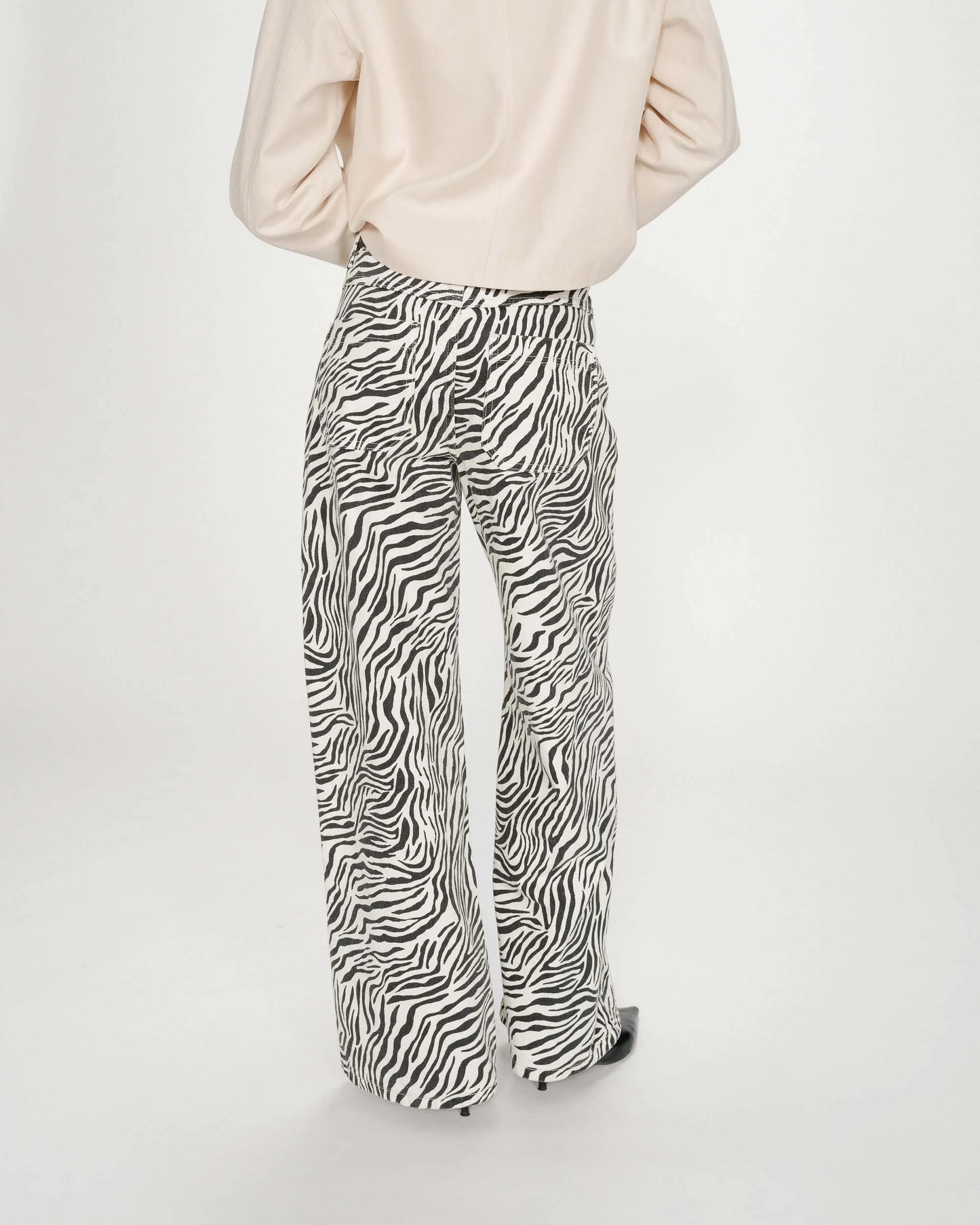 JEAN TAILLE HAUTE LOOSE IMPRIMÉ ZEBRE SOCCA