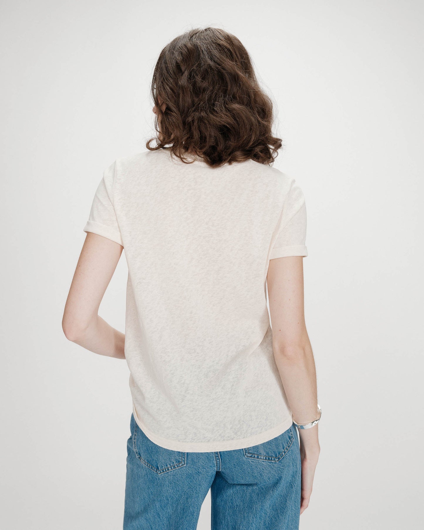 T-SHIRT COL V MANCHES COURTES AMANDE VASCO